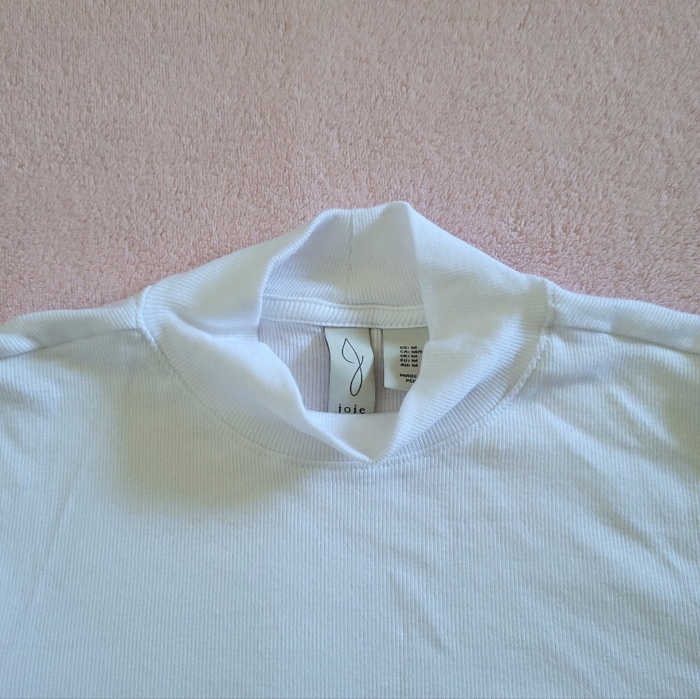 Joie Mock Turtleneck🐢 Ribbed  Top - NWT - Picture 3 of 10